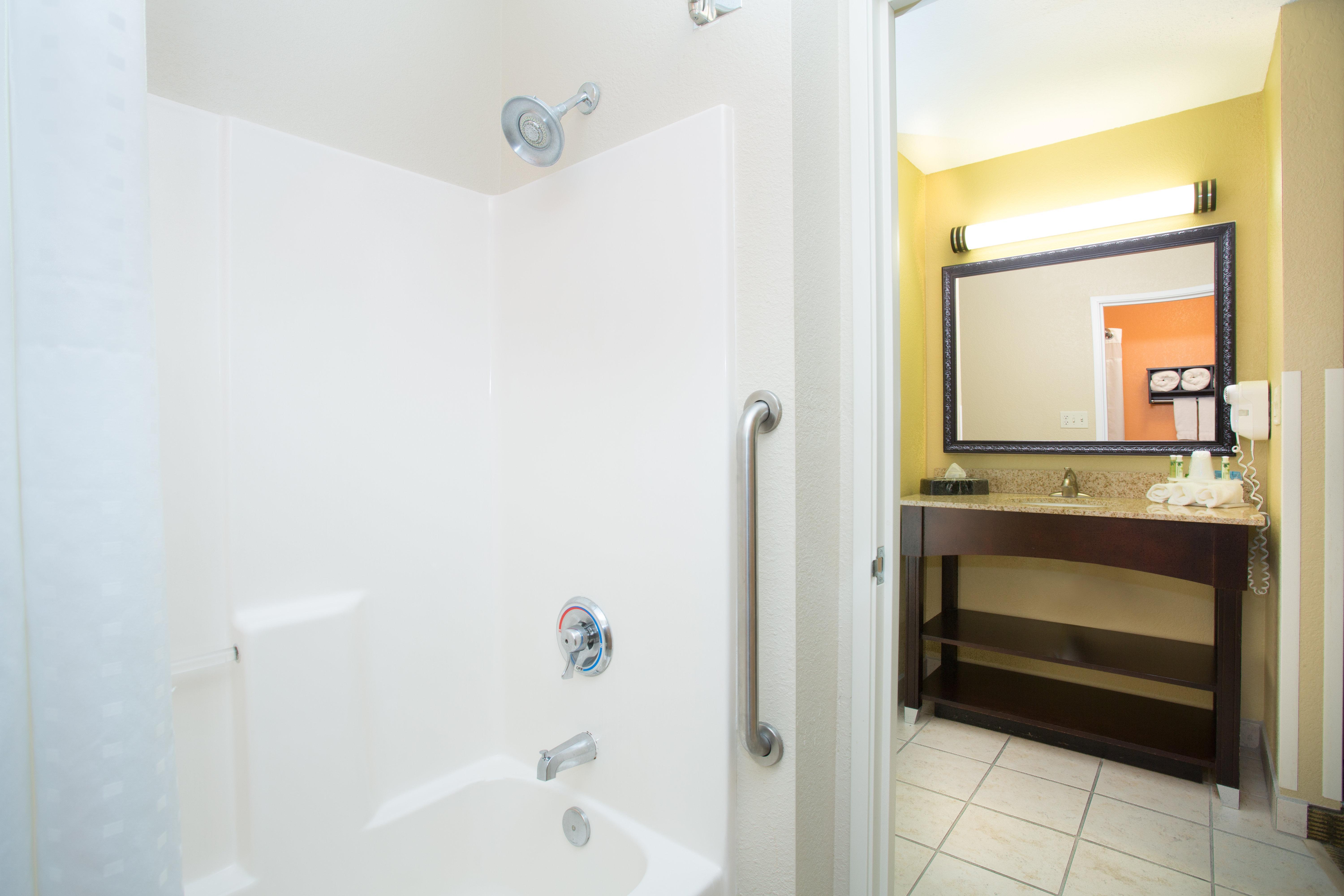 Holiday Inn Express Hotel & Suites Lexington By Ihg Экстерьер фото