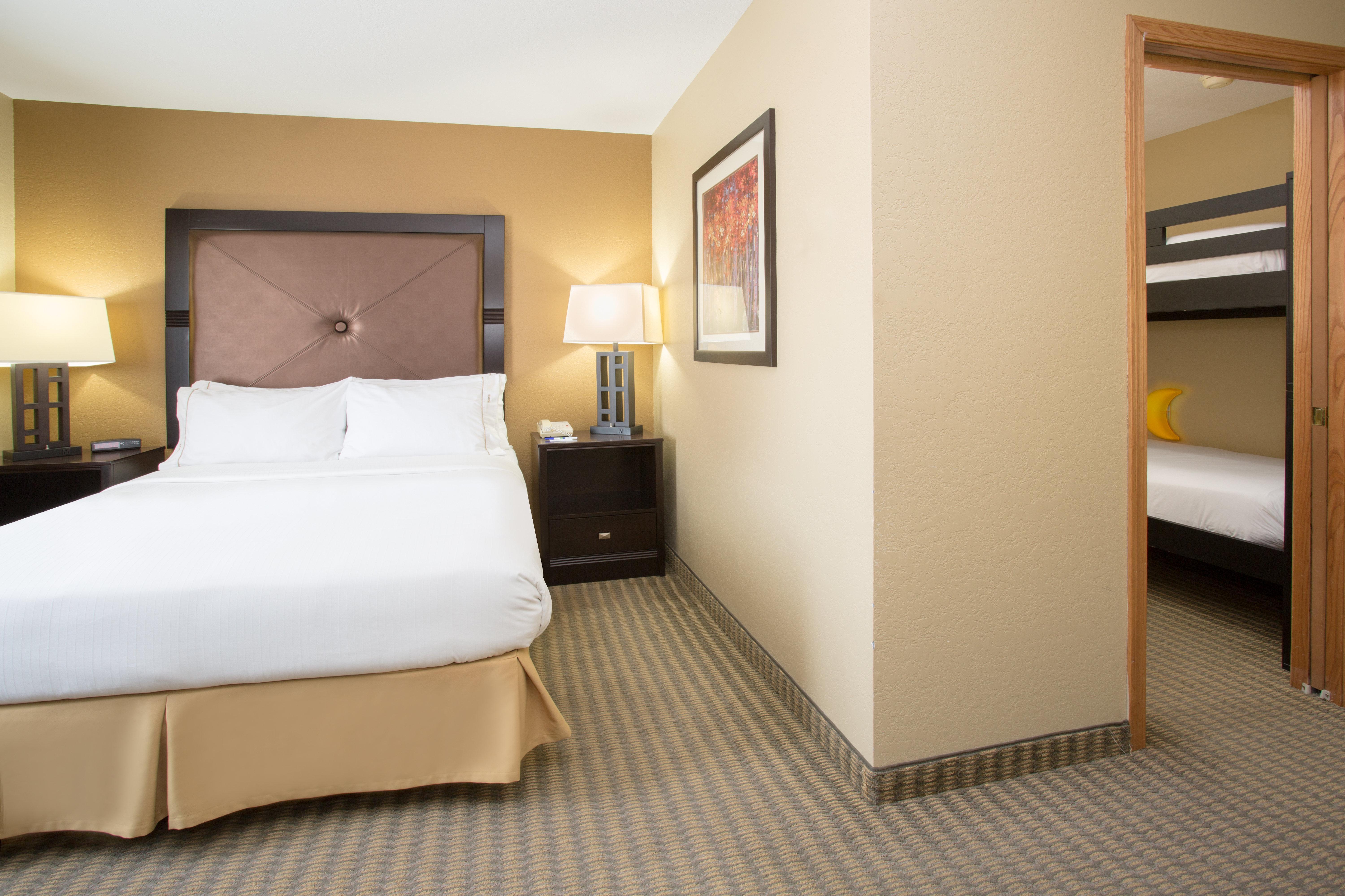 Holiday Inn Express Hotel & Suites Lexington By Ihg Экстерьер фото
